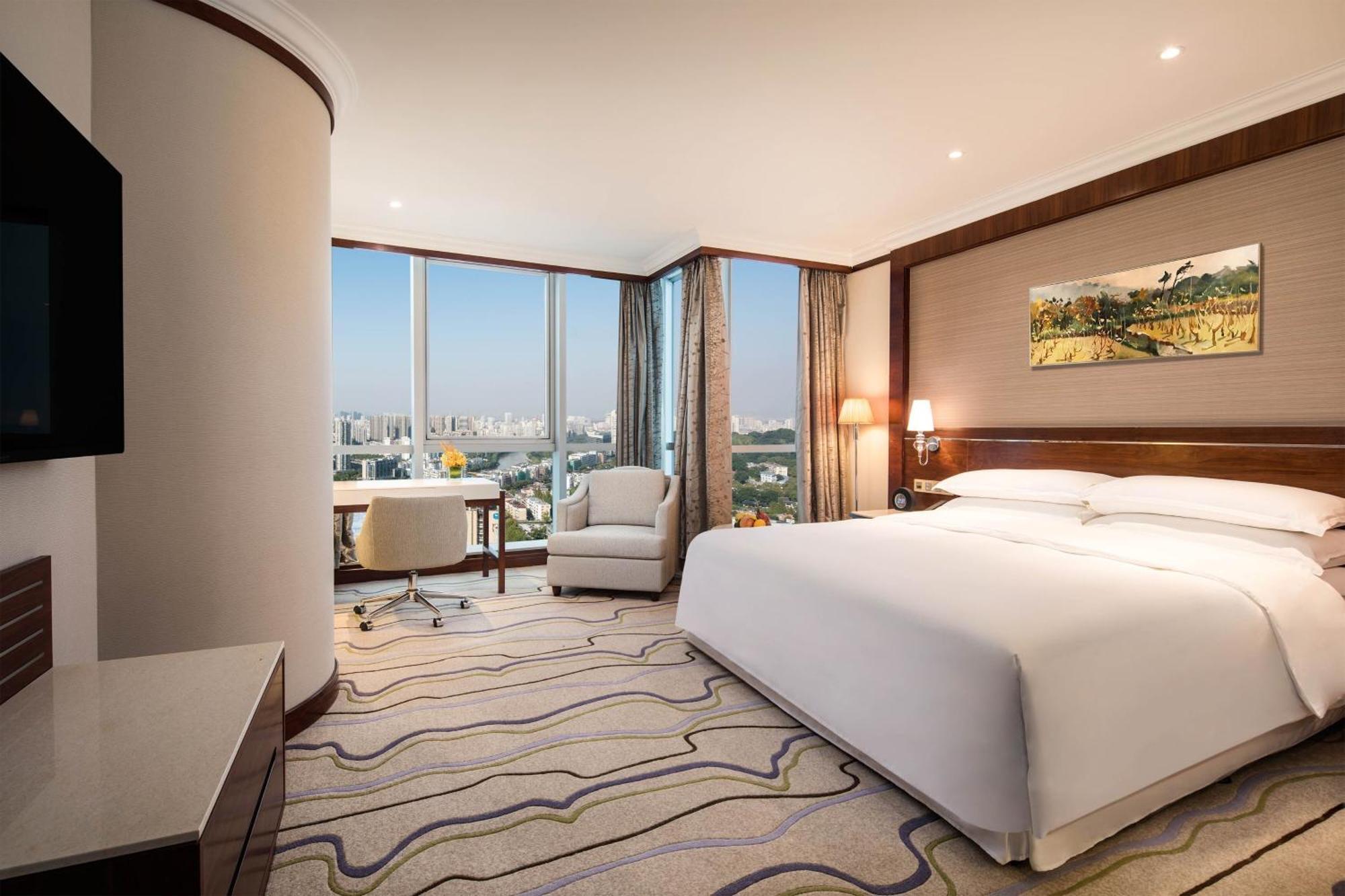 Sheraton Nanjing Kingsley Hotel & Towers Zewnętrze zdjęcie